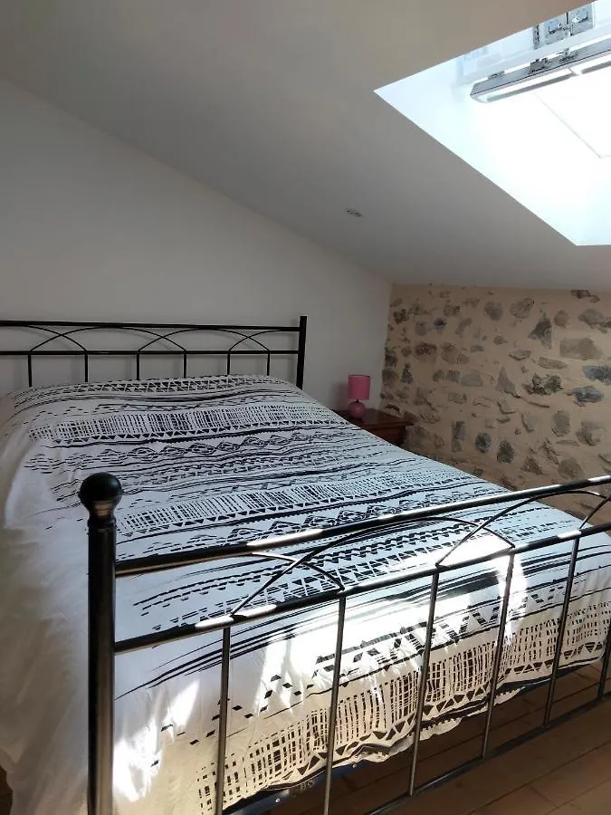Guest house La Grange De Sabatas Hotel Chomerac
